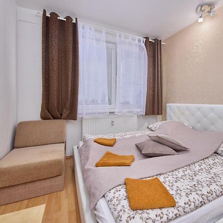 Destiny Apartment Bratislava Eksteriør billede