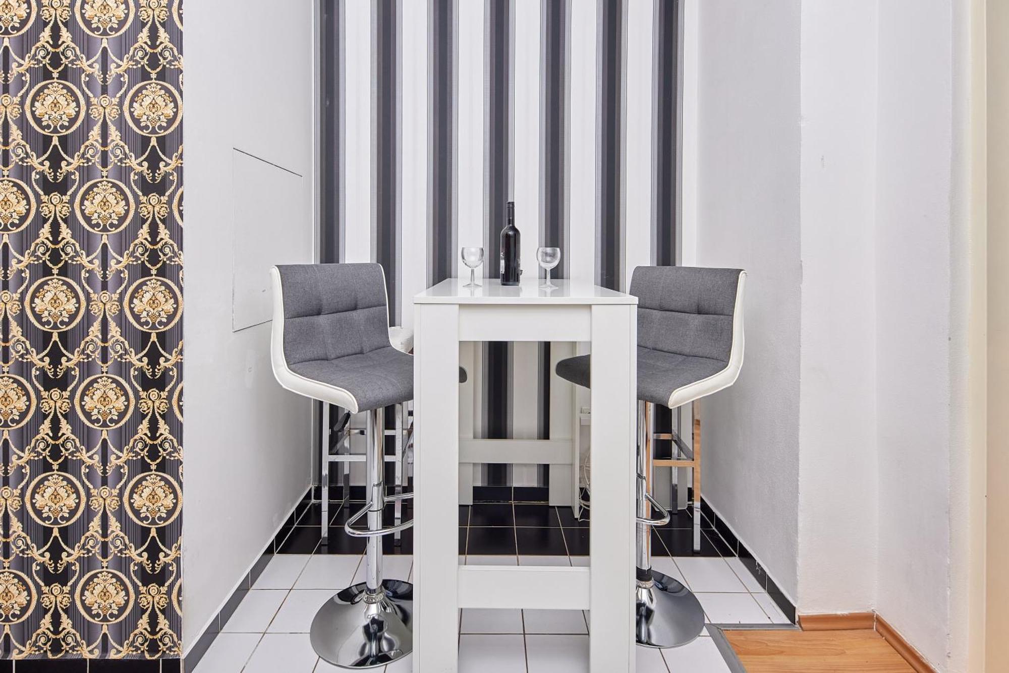 Destiny Apartment Bratislava Eksteriør billede